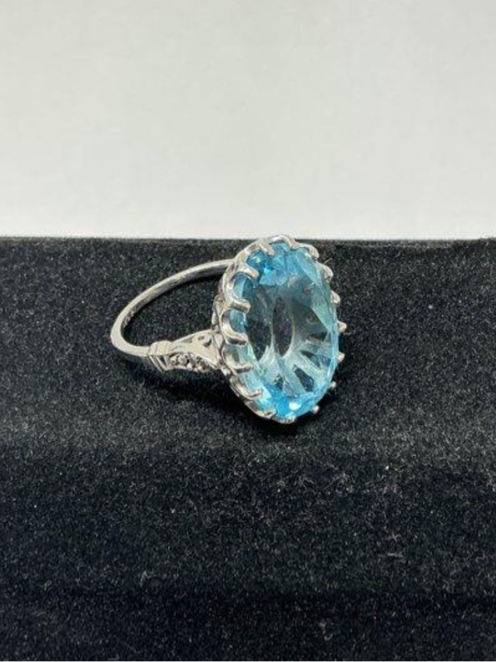 Women’s 925 Sterling Silver Ring with Aqua Stone Size 5.75